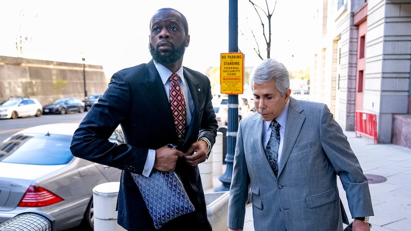 Prakazrel "Pras" Michel, miembro del grupo de hip hop de la década de 1990 The Fugees,...