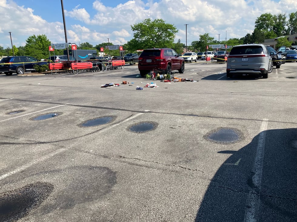 Stabbing scene outside North Olmsted Giant Eagle