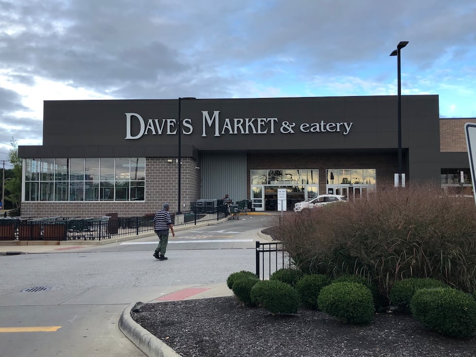 Shooting reported at Dave’s Market in Cleveland