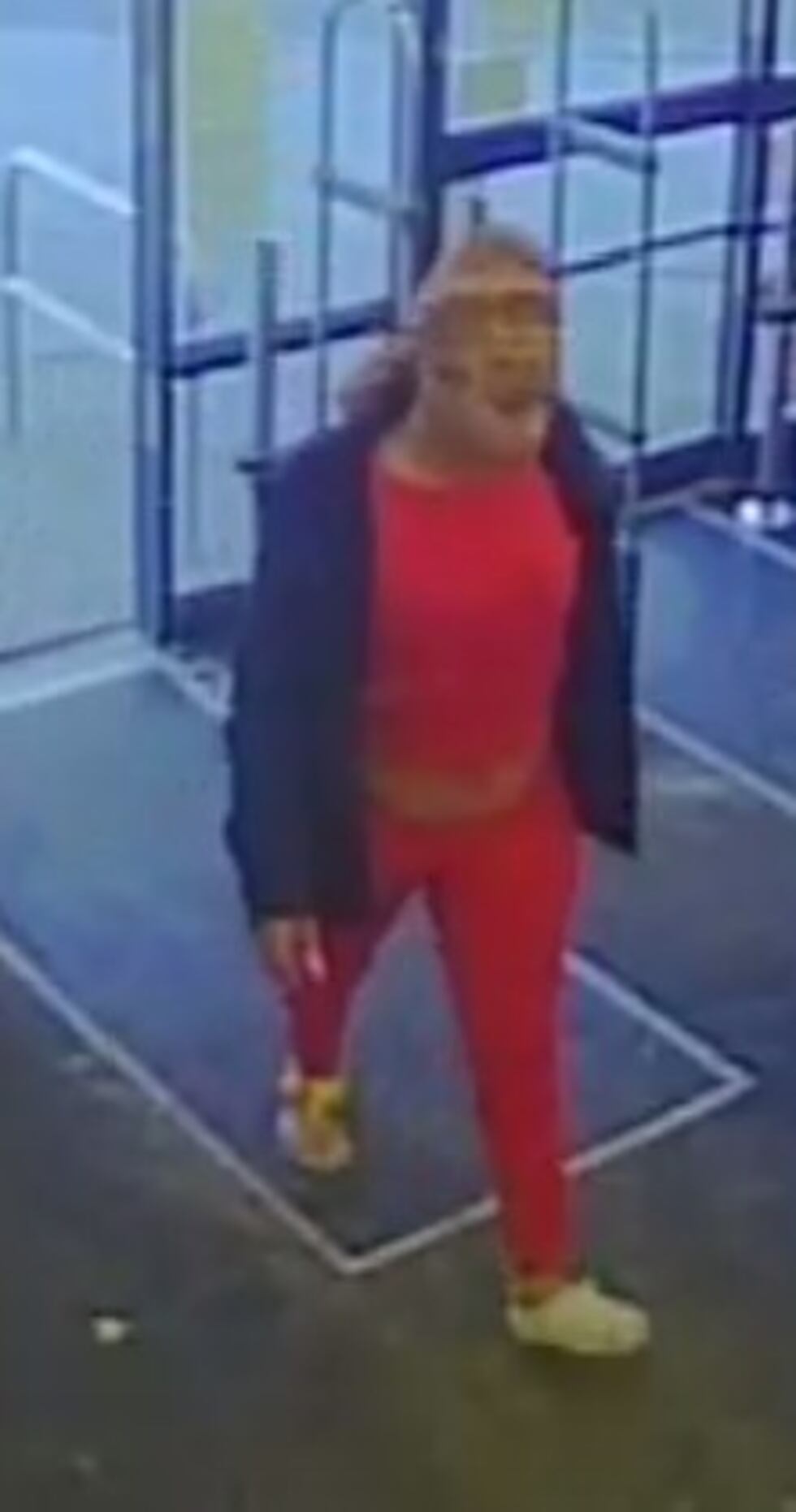 Walgreens employee scratched, spat on in Akron robbery, police say