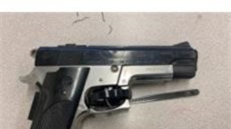 Drunk, armed man robs Ohio Dollar General