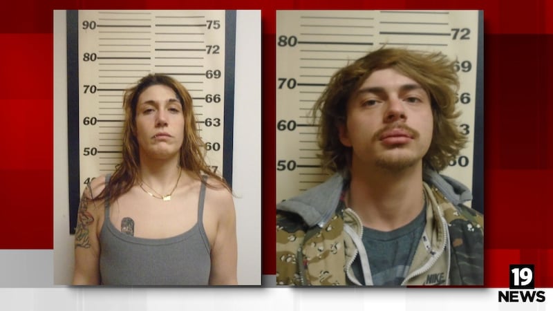 2 arrested for aggravated robbery after SWAT standoff in Ravenna