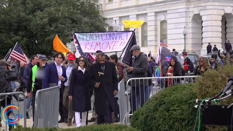 Congressman Al Green announces Trump impeachment effort