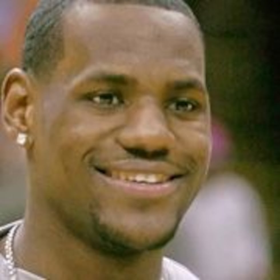 LeBron James Undergoes Eye Surgery