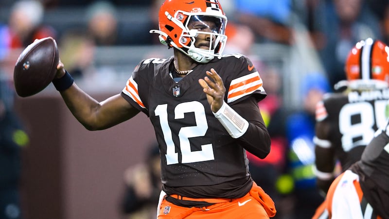 Cleveland Browns quarterback Shedeur Sanders (12) throws a pass in the second half of an NFL...