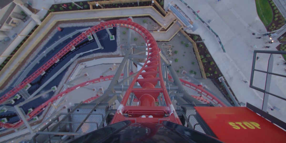 Cedar Point Rides Scary Siren’s Curse, new ride at Cedar Point, gets stuck in vertical position