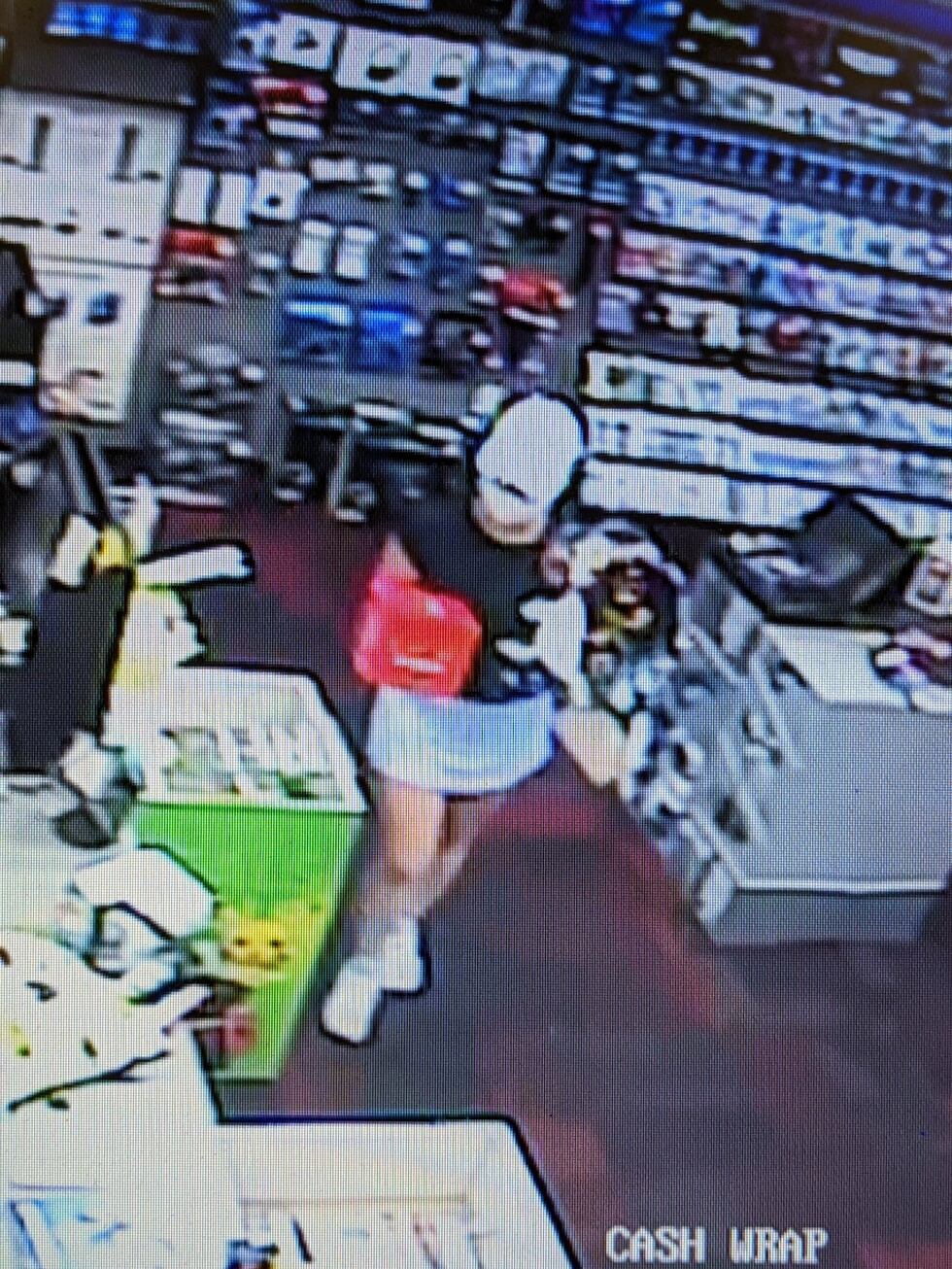 Streetsboro credit card theft suspect wanted in $1,400 property loss, police say