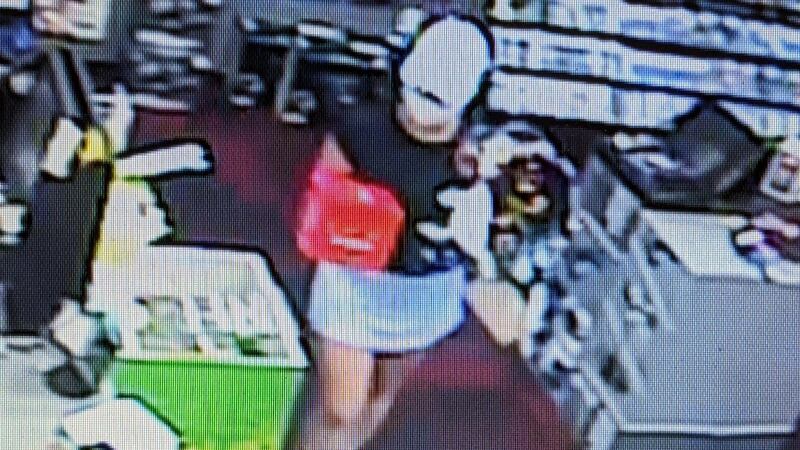 Streetsboro credit card theft suspect wanted in $1,400 property loss, police say