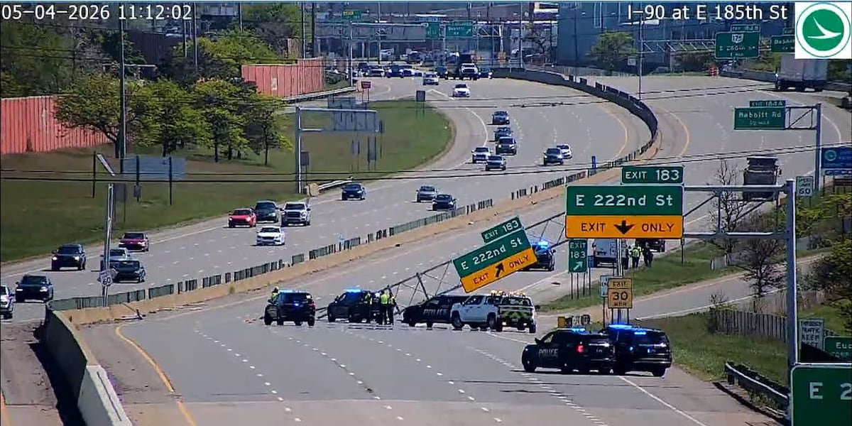 No charges filed against dump truck driver who struck ODOT sign on I-90 ...