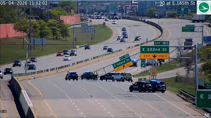 Exit sign falls onto I-90, lanes reopen in Euclid
