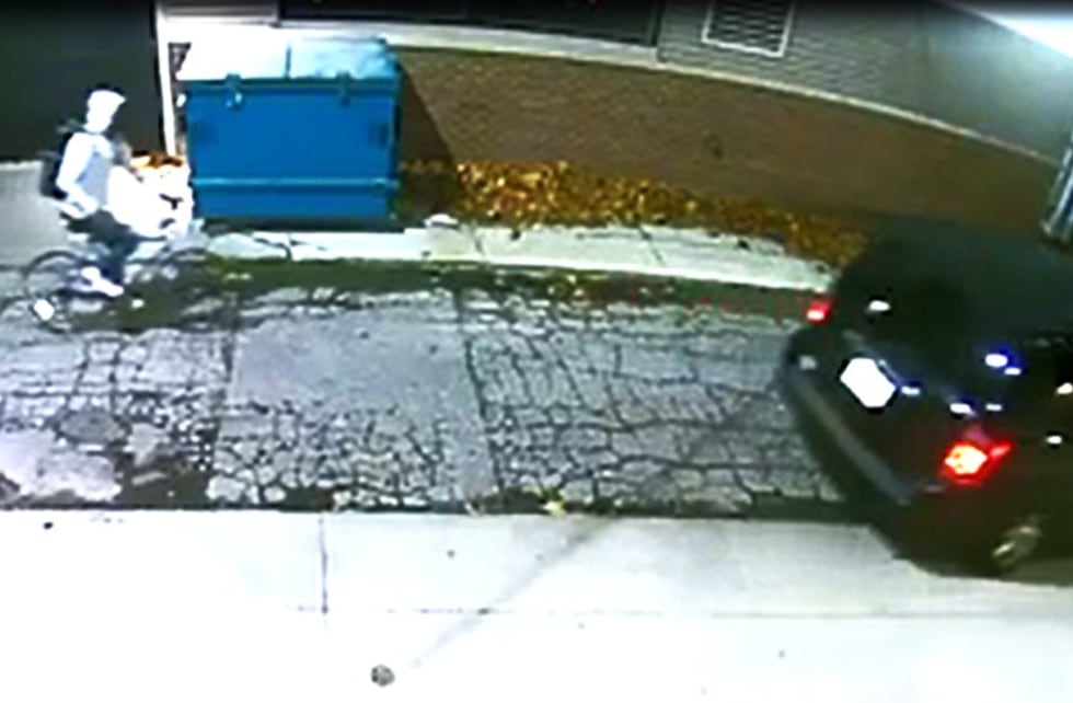 Ohio City burglary suspects wanted by Cleveland police