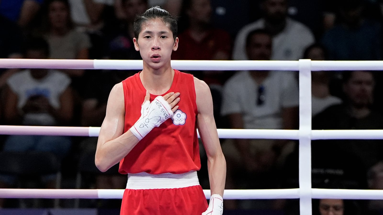 Wins Withe Lin Boxer Lin Yu-ting of Taiwan wins her opening bout at the Paris Olympics ...
