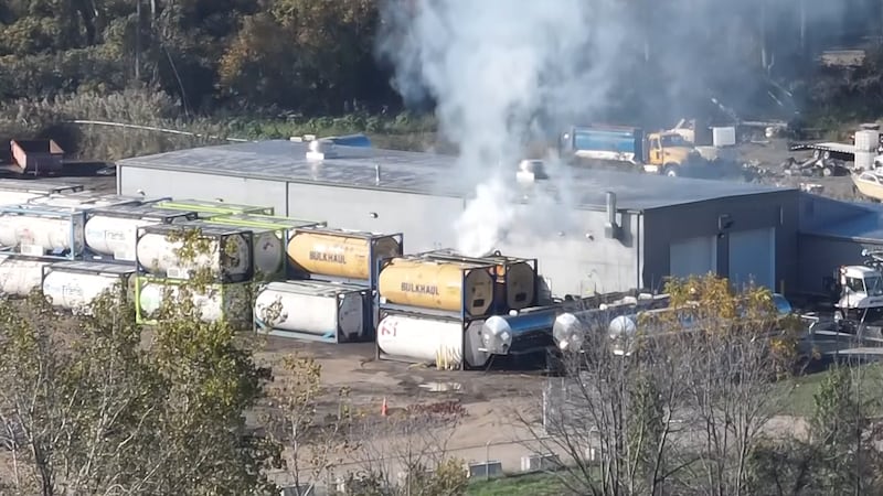 A hazardous chemical leak at a Toledo tank terminal forced hundreds of people to evacuate and...
