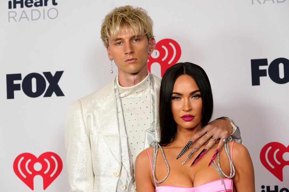 Megan Fox is pregnant, expecting baby with Machine Gun Kelly